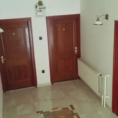 Pensiune Stop Panzio Debreţin